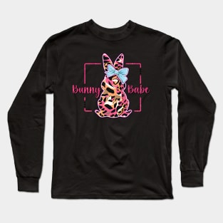 abstract pink bunny babe Long Sleeve T-Shirt